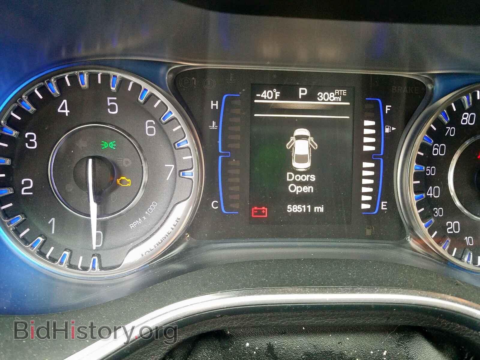 2015 CHRYSLER 200 - VIN: 1C3CCCAB2FN699637 - Фото 8