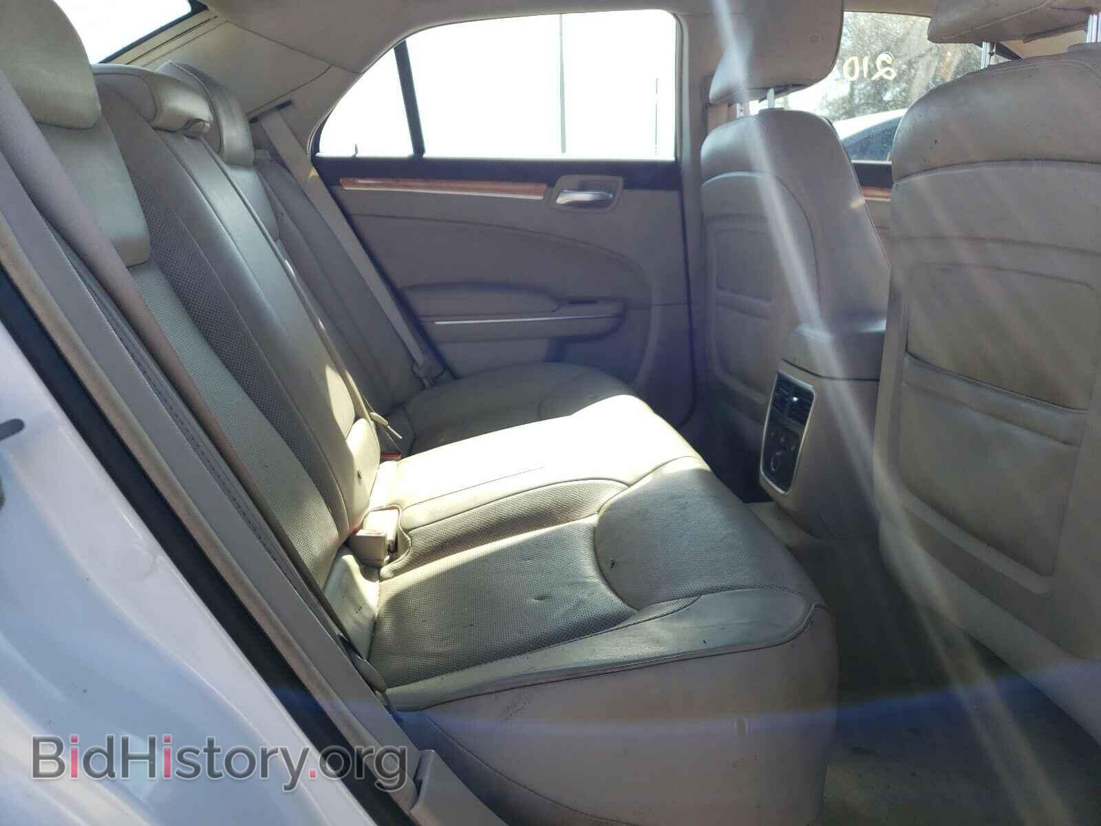 2012 CHRYSLER 300 - VIN: 2C3CCACG7CH210781 - Фото 6