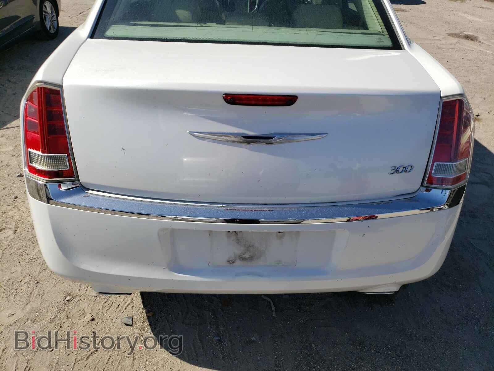 2012 CHRYSLER 300 - VIN: 2C3CCACG7CH210781 - Фото 10