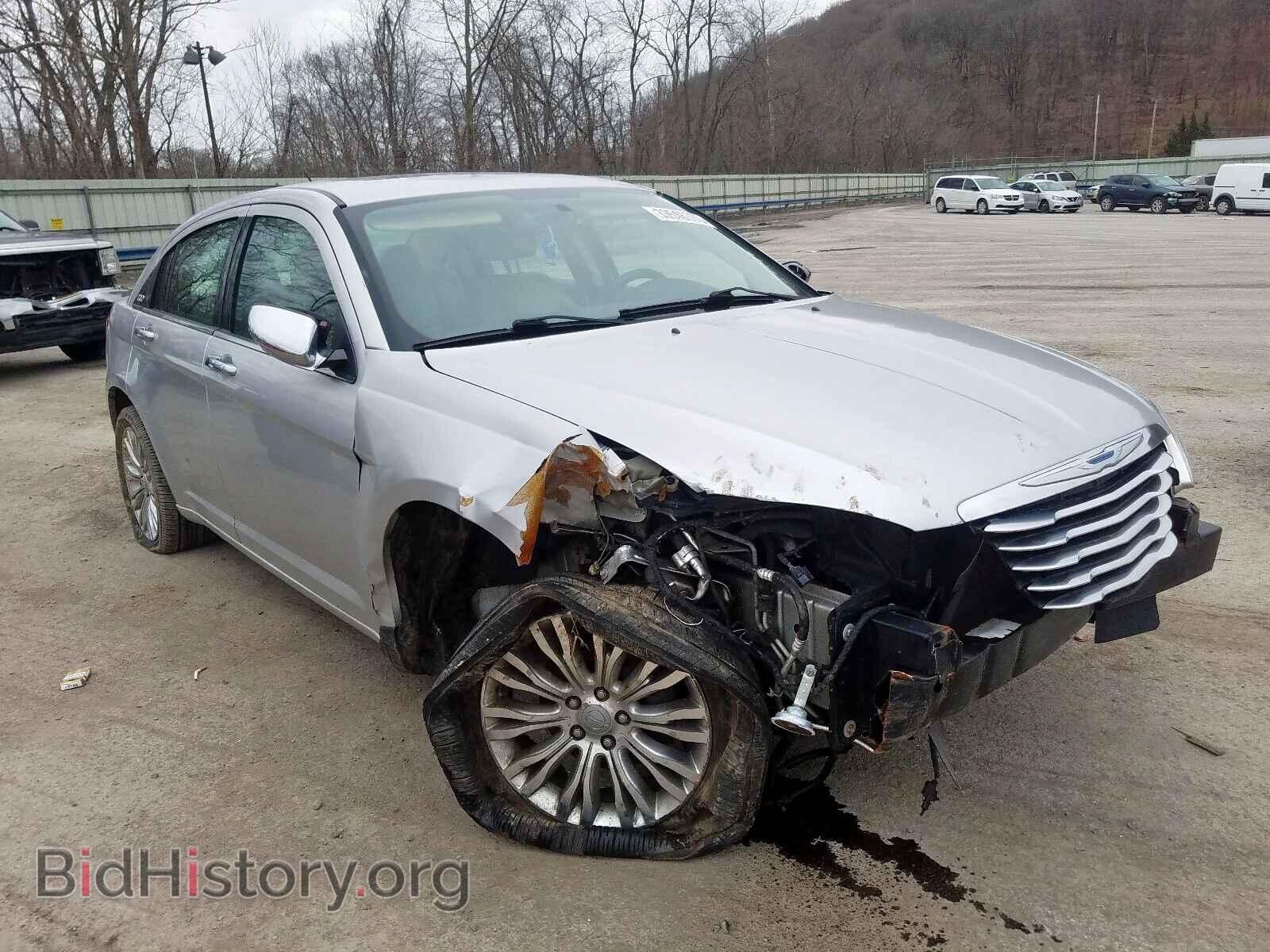 Photo 1C3BC2FG3BN618634 - CHRYSLER 200 2011