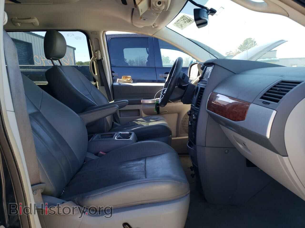 2008 CHRYSLER MINIVAN - VIN: 2A8HR54P88R758112 - Фото 5