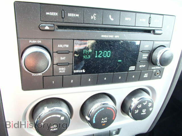 2010 DODGE CHALLENGER - VIN: 2B3CJ4DV6AH261039 - Photo 9