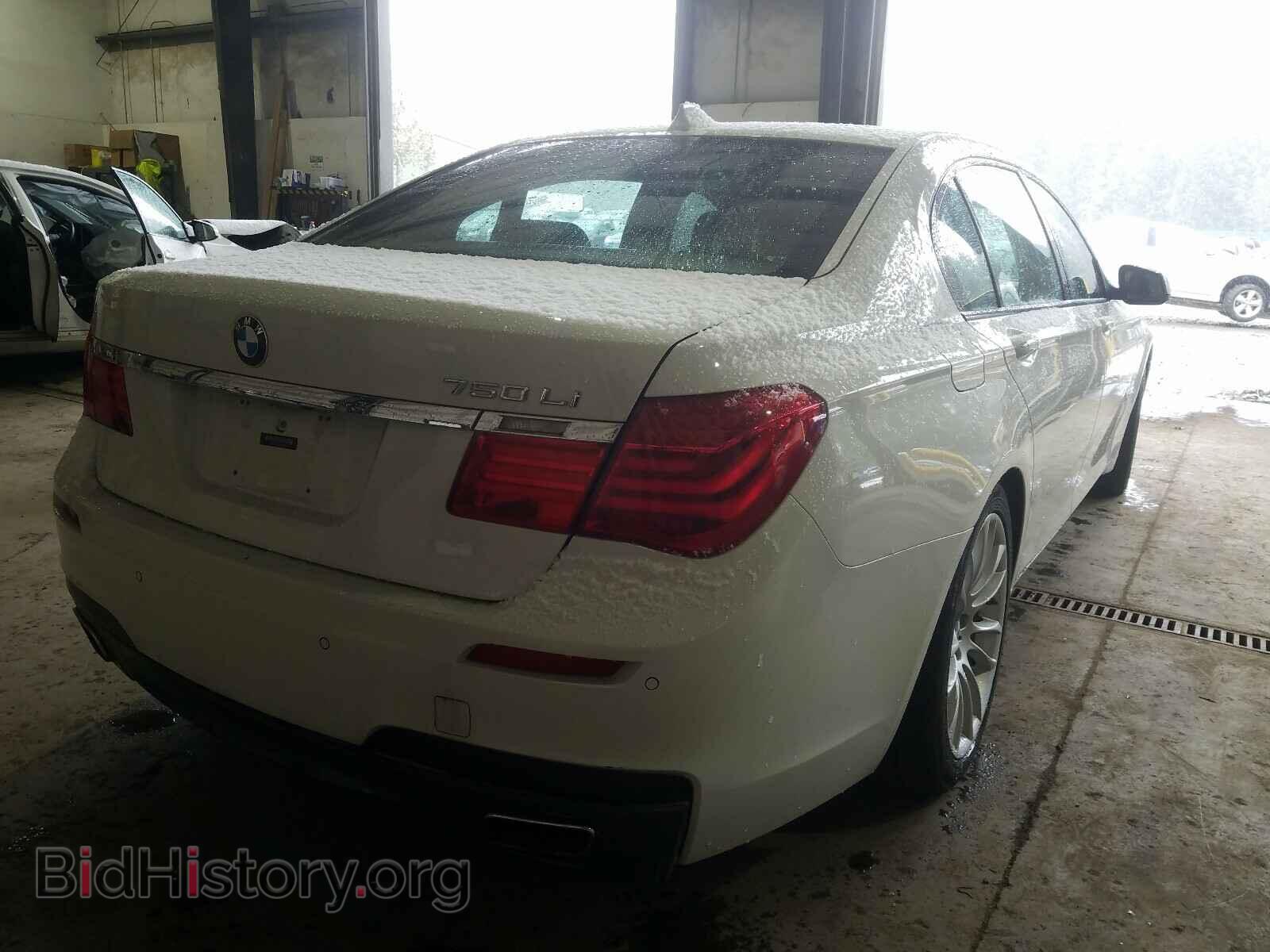 2012 BMW 7 SERIES - VIN: WBAKB8C52CDX20404 - Фото 4