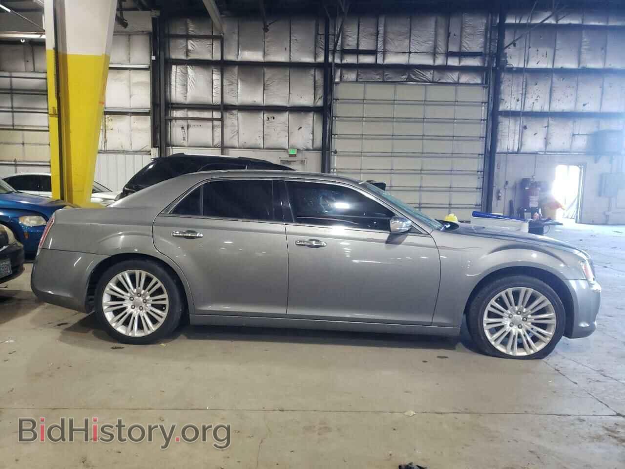 2011 CHRYSLER 300 - VIN: 2C3CA6CT7BH549815 - Фото 6