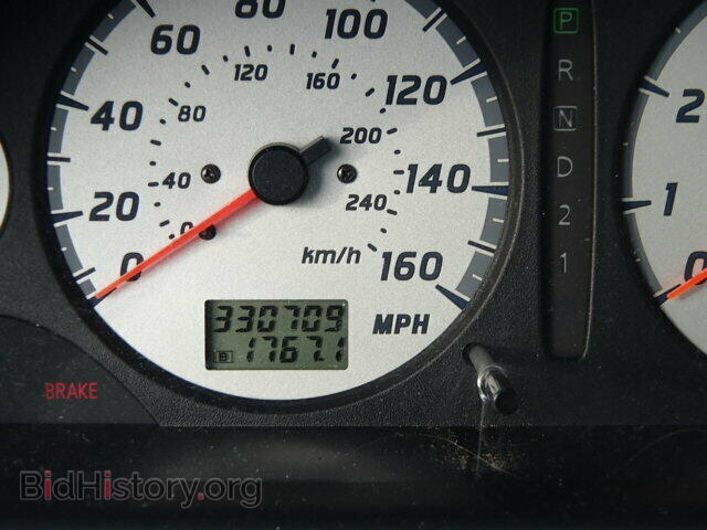 2000 NISSAN MAXIMA - VIN: JN1CA31A3YT022445 - Фото 8