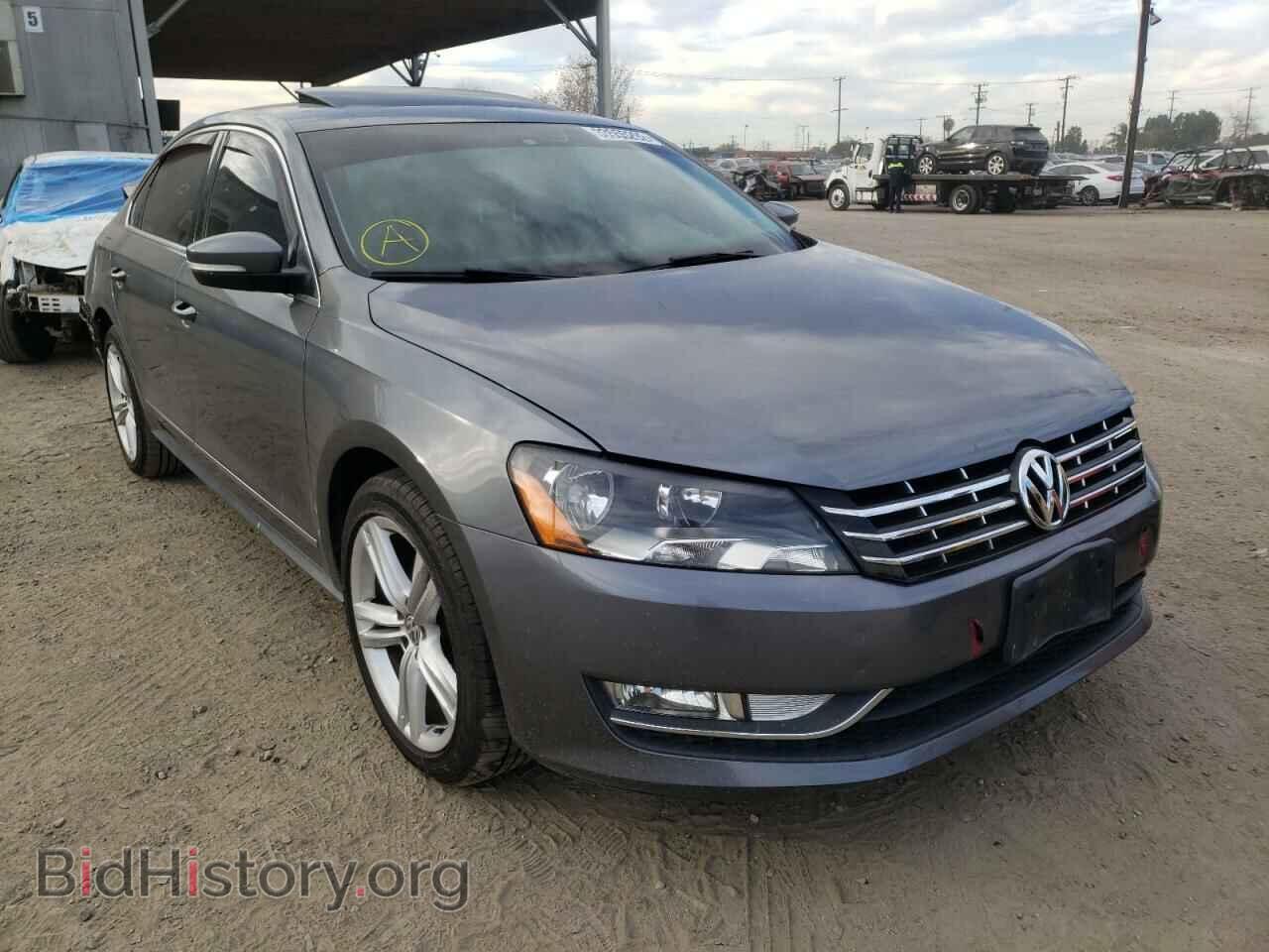 Фотография 1VWBV7A32FC094916 - VOLKSWAGEN PASSAT 2015