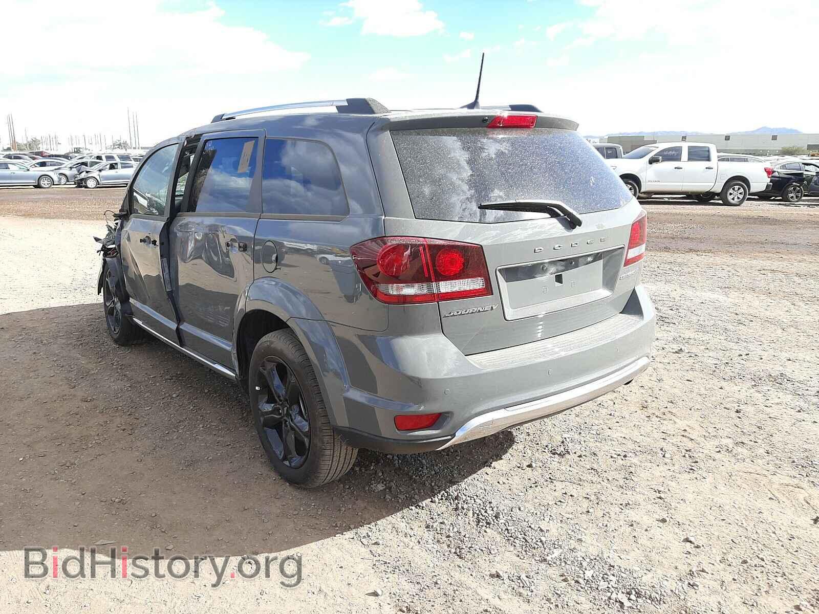 2020 DODGE JOURNEY - VIN: 3C4PDCGB2LT270236 - Фото 3