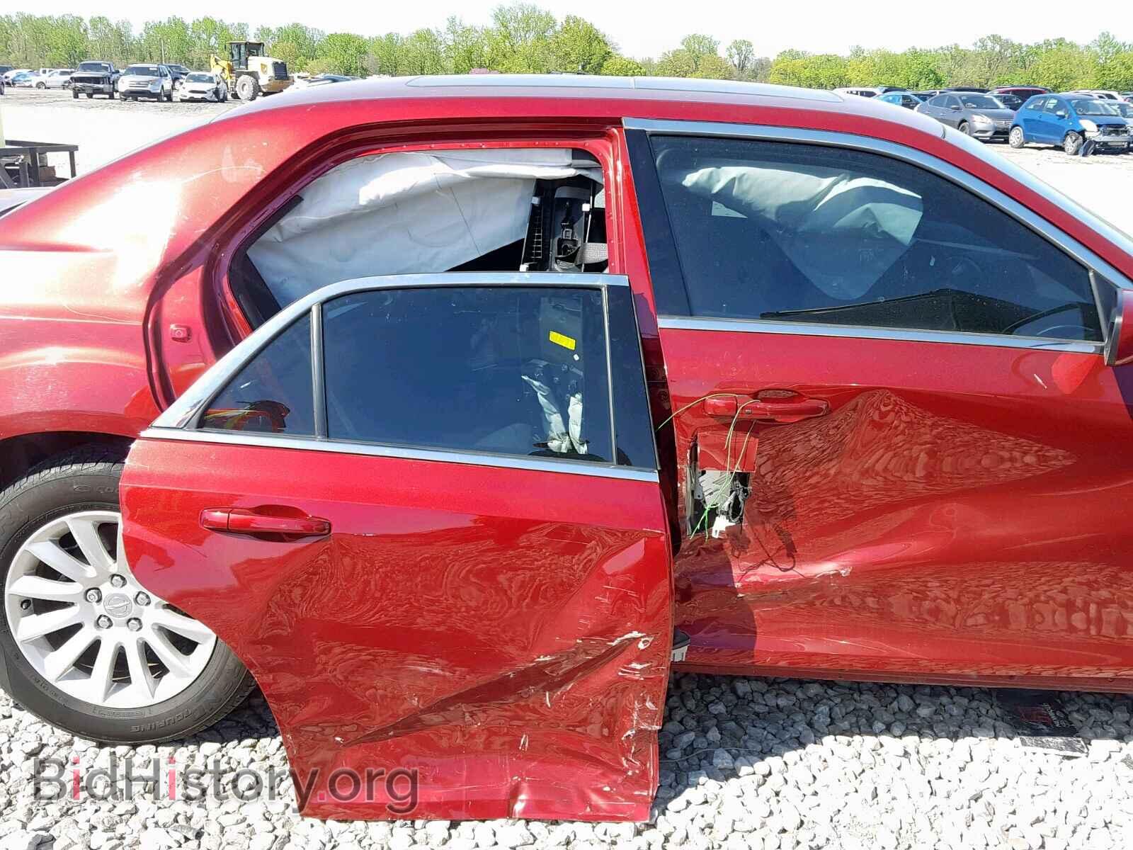 2014 CHRYSLER 300 - VIN: 2C3CCAAG0EH228769 - Фото 9