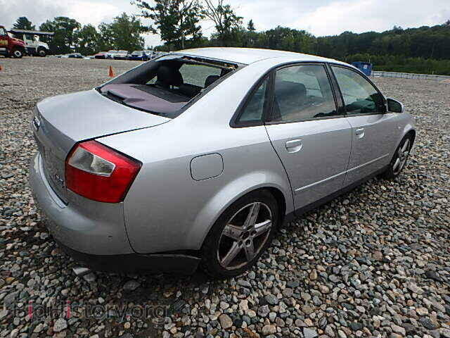 2002 AUDI A4 - VIN: WAULC68E62A291217 - Photo 4