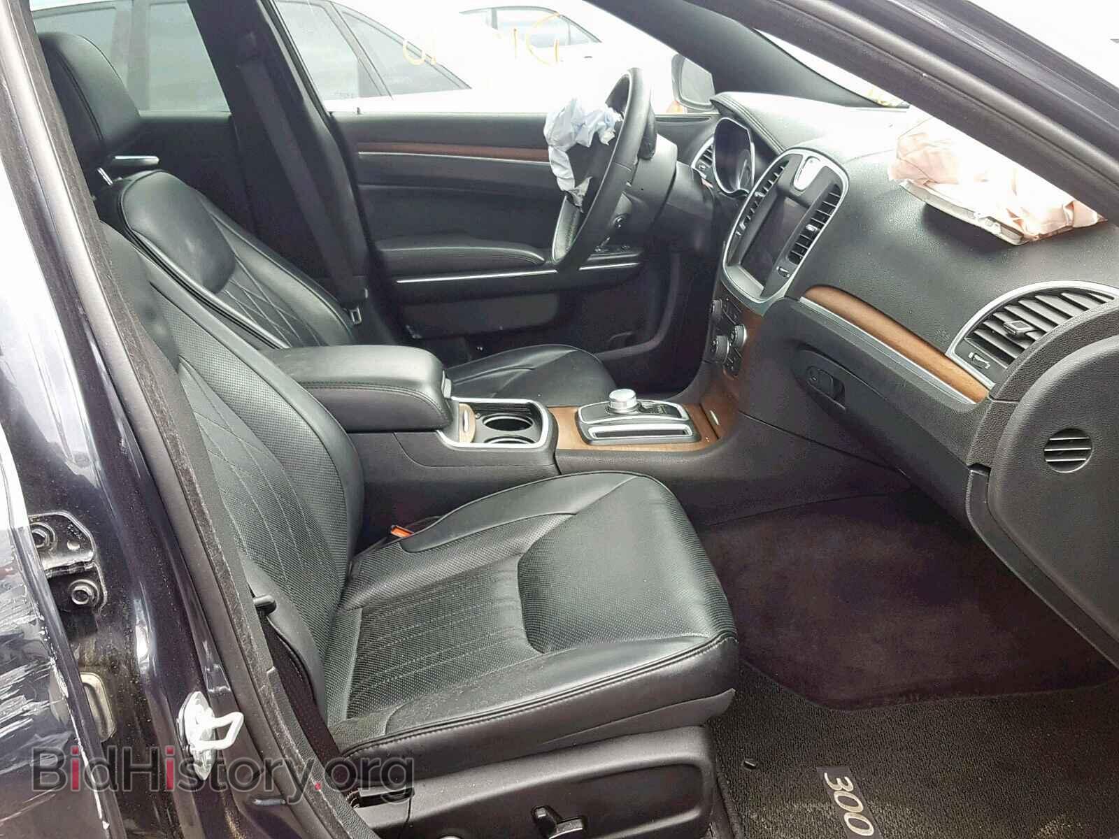 2017 CHRYSLER 300 - VIN: 2C3CCASG3HH513873 - Фото 5