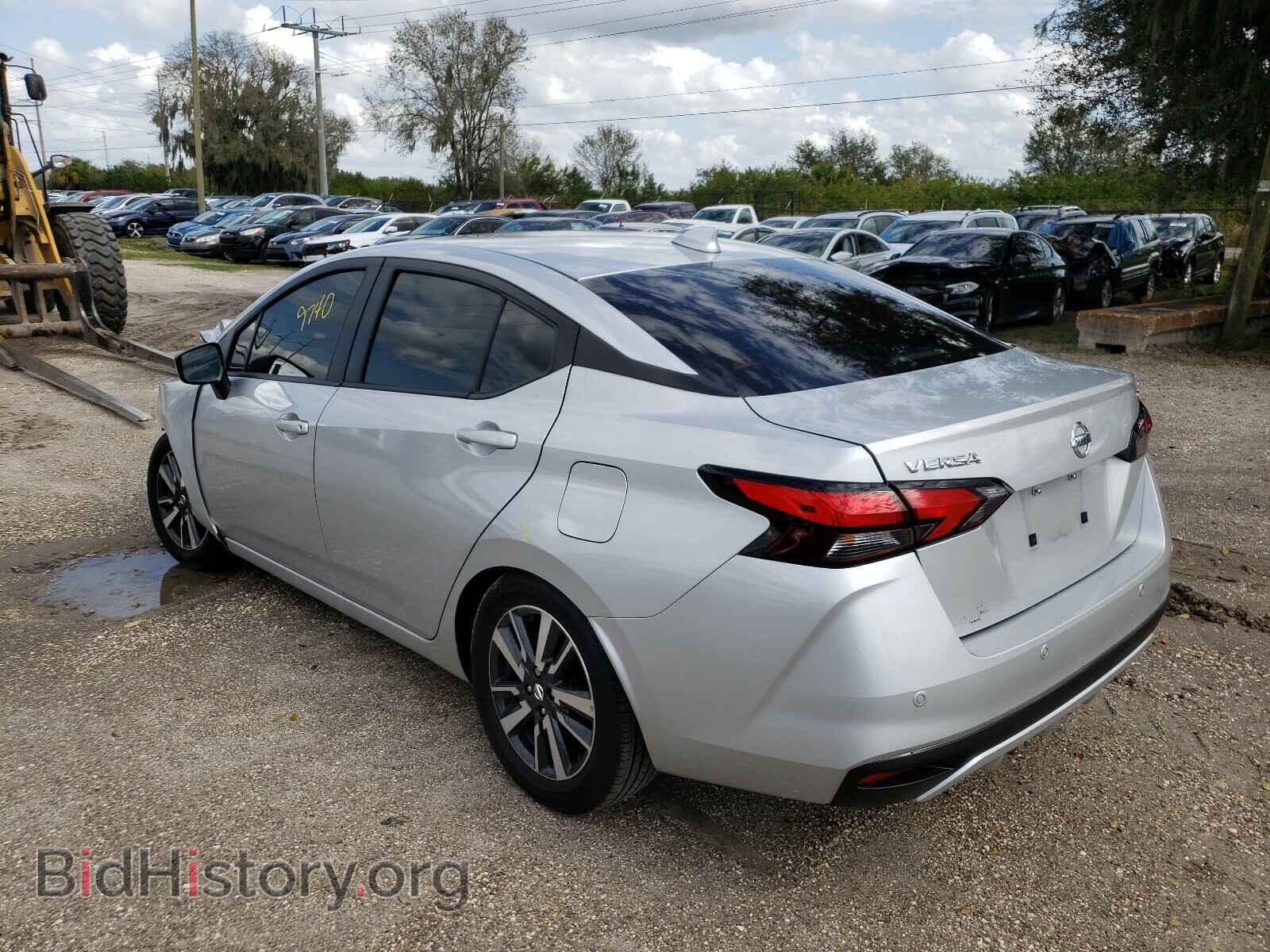 2020 NISSAN VERSA - VIN: 3N1CN8EV1LL872568 - Фото 3
