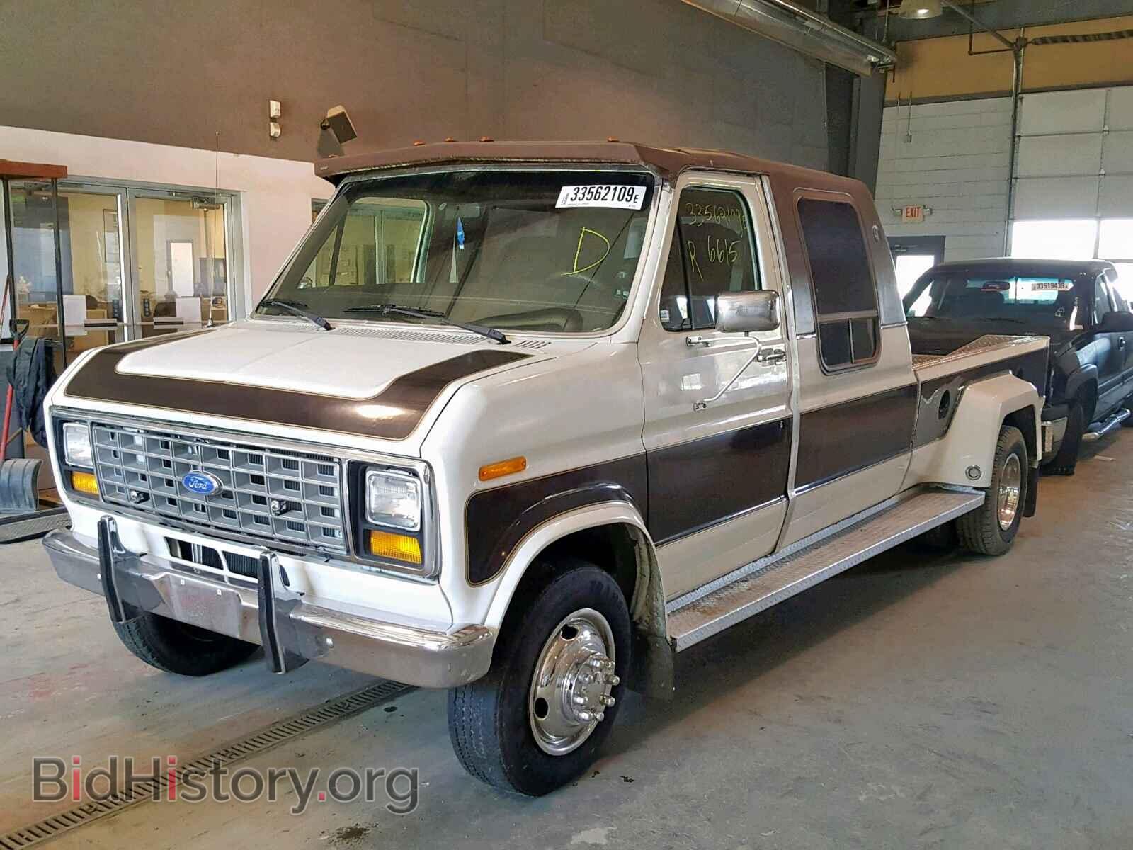 1983 FORD ECONOLINE - VIN: 1FDKE30L8DHA20358 - Фото 2