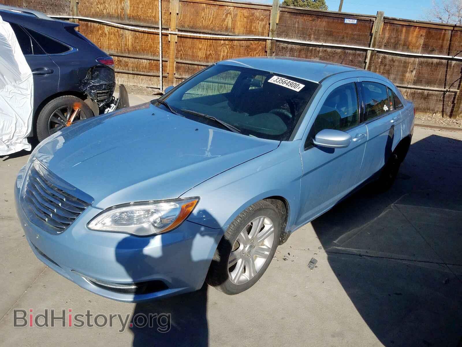 2013 CHRYSLER 200 - VIN: 1C3CCBAB2DN671909 - Photo 2