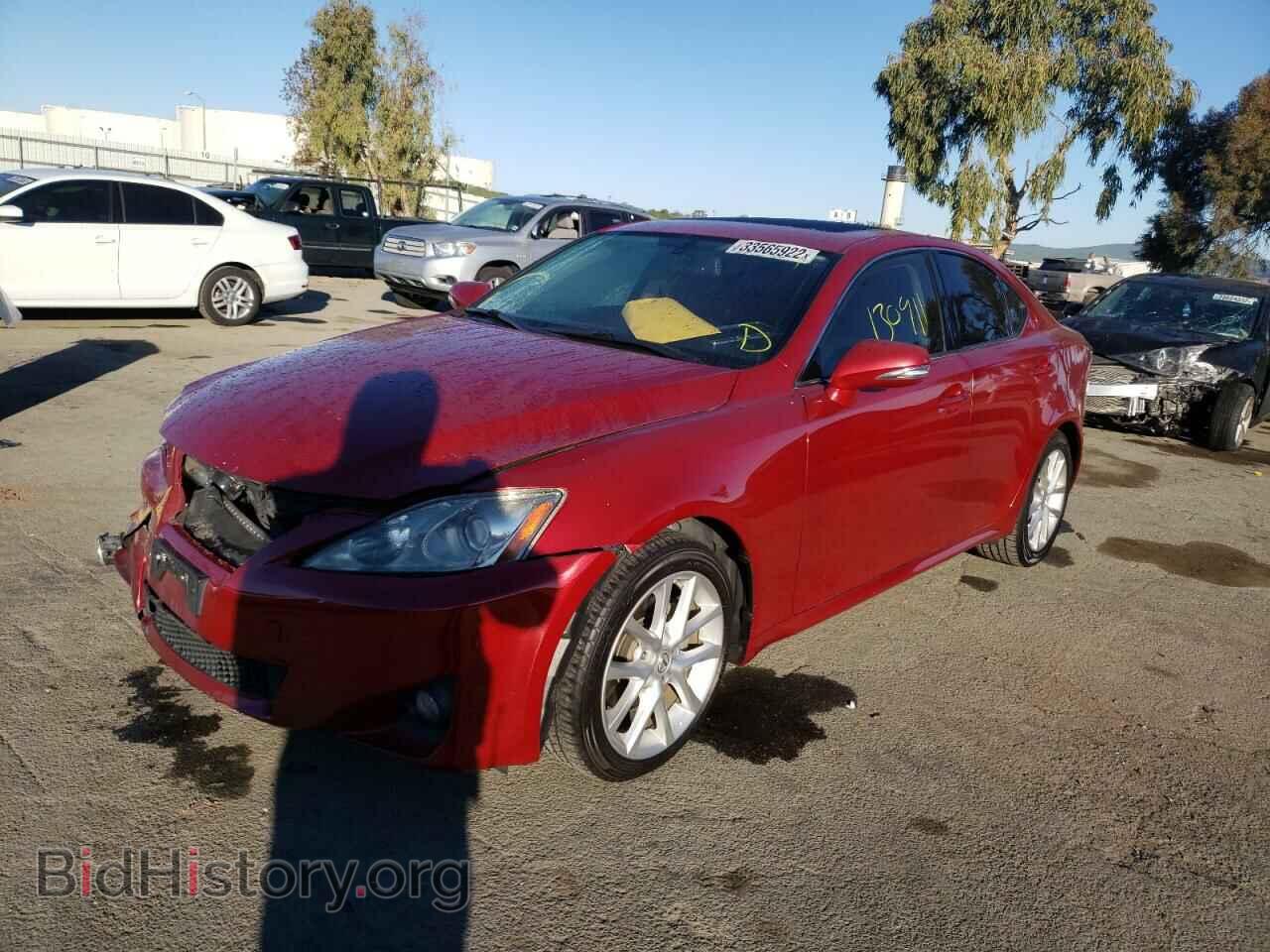 2011 LEXUS IS - VIN: JTHBF5C27B5130217 - Photo 2
