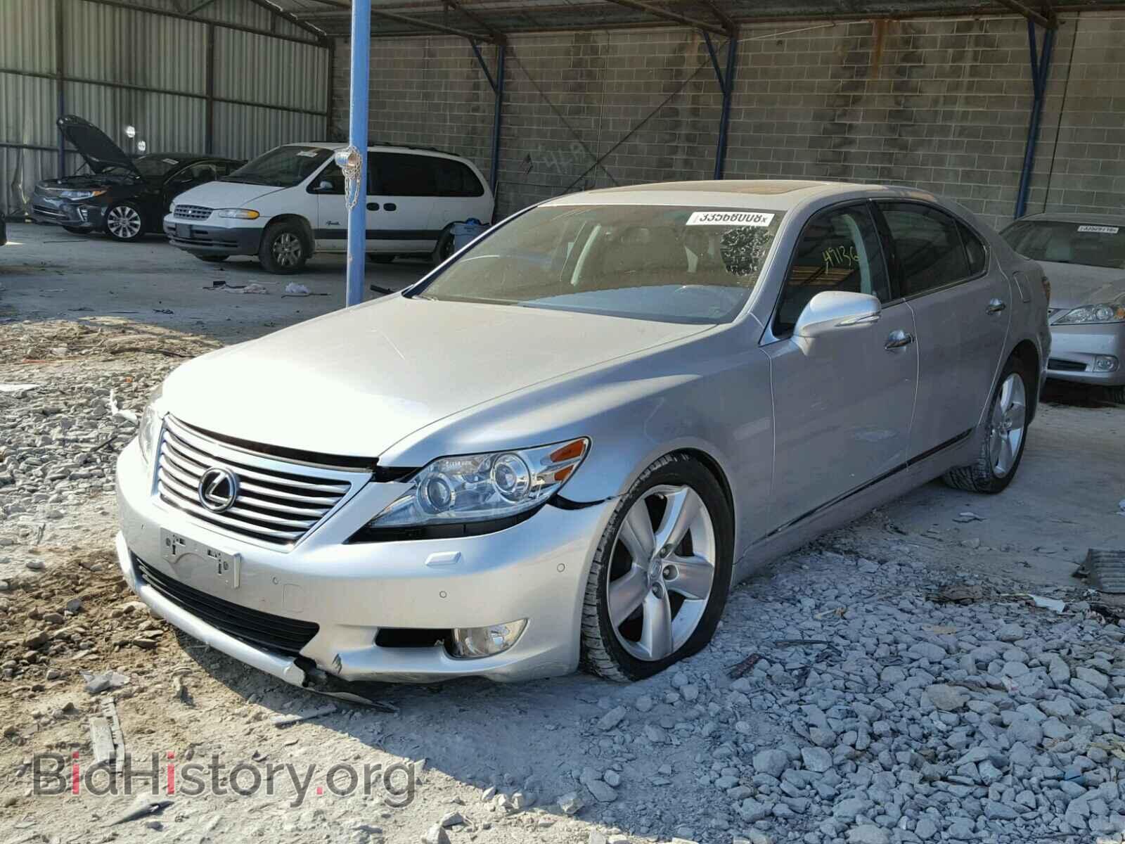 2011 LEXUS LS460 - VIN: JTHGL5EF0B5043418 - Photo 2