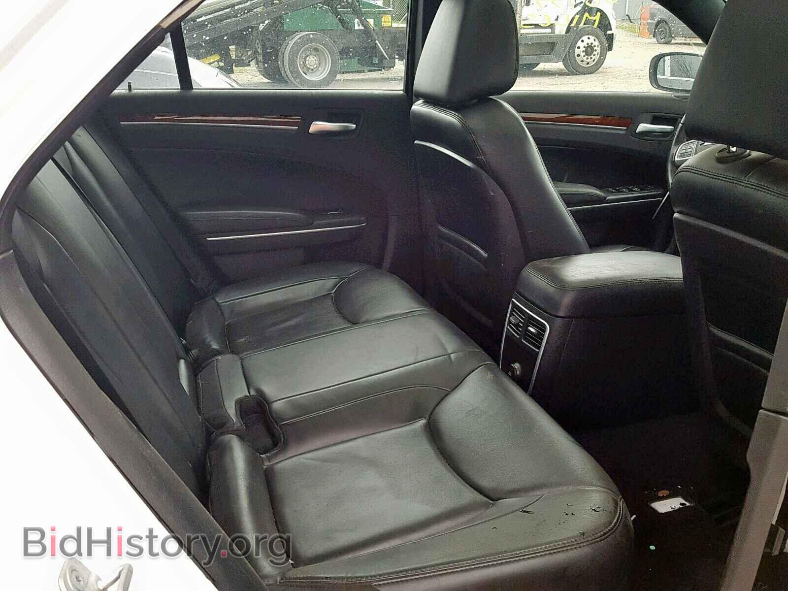 2013 CHRYSLER 300 - VIN: 2C3CCAAG2DH702218 - Фото 6
