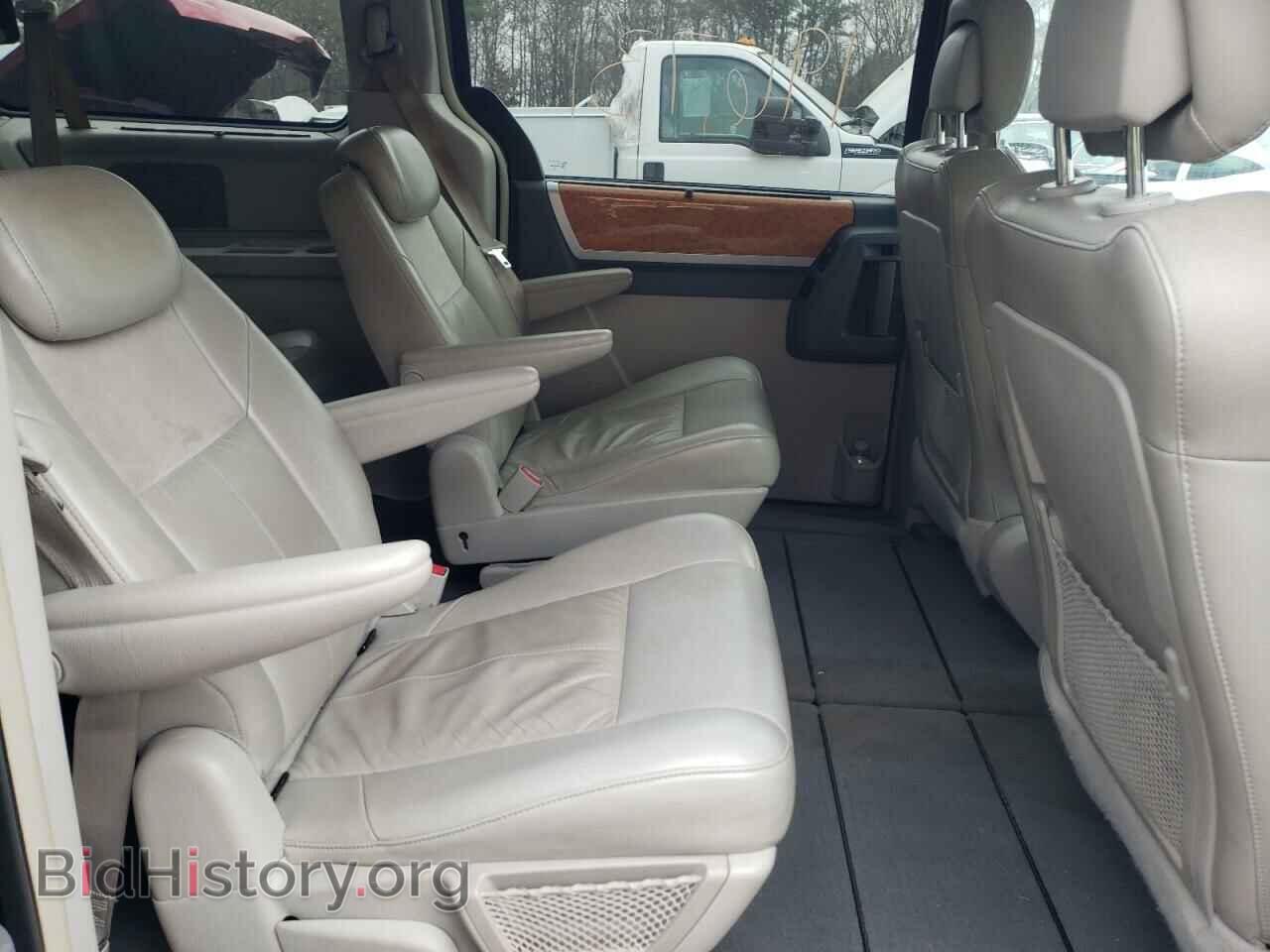 2010 CHRYSLER MINIVAN - VIN: 2A4RR7DX9AR439051 - Фото 6