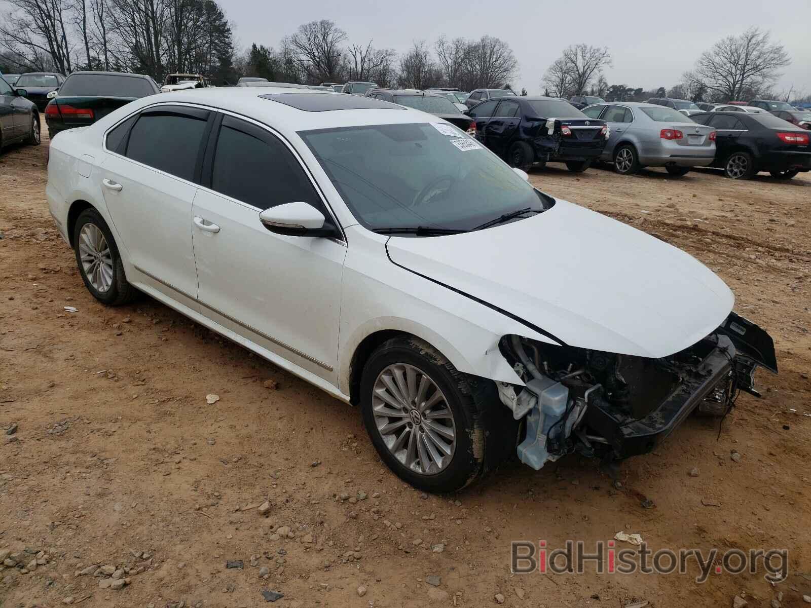 Photo 1VWBT7A31HC020122 - VOLKSWAGEN PASSAT 2017