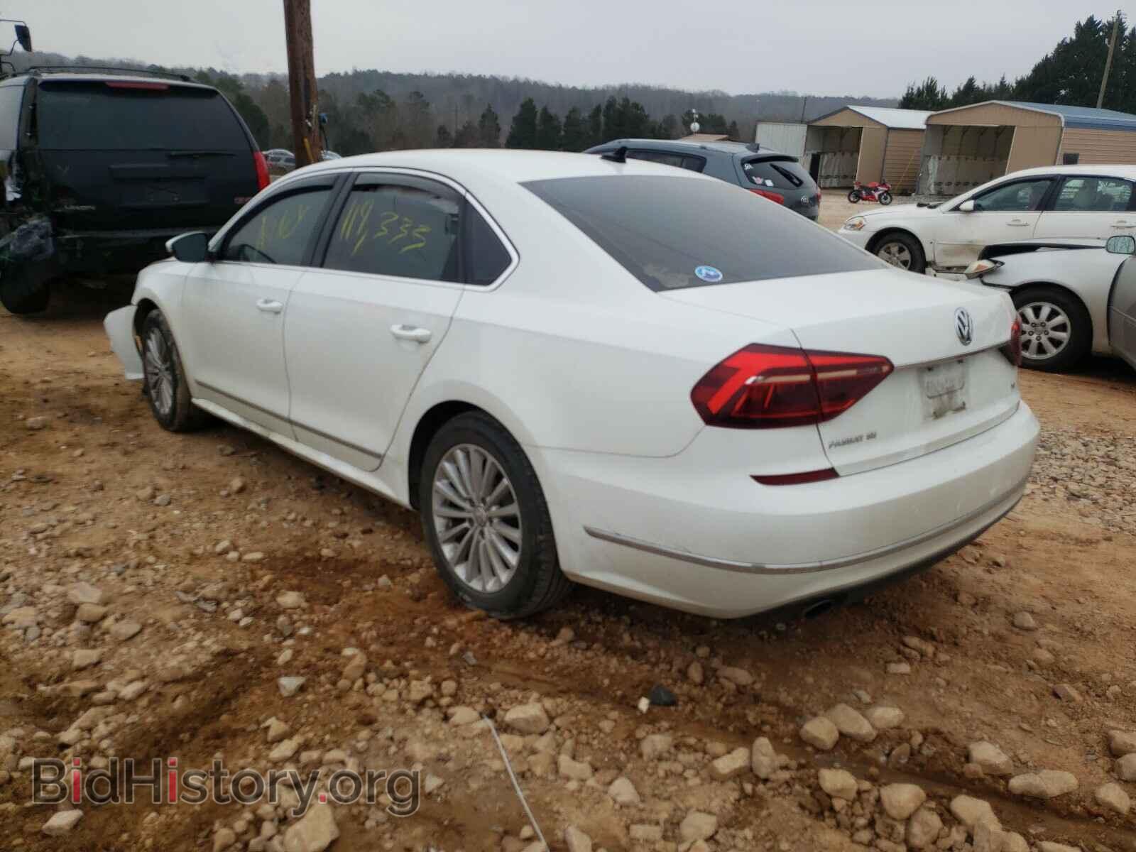 2017 VOLKSWAGEN PASSAT - VIN: 1VWBT7A31HC020122 - Фото 3