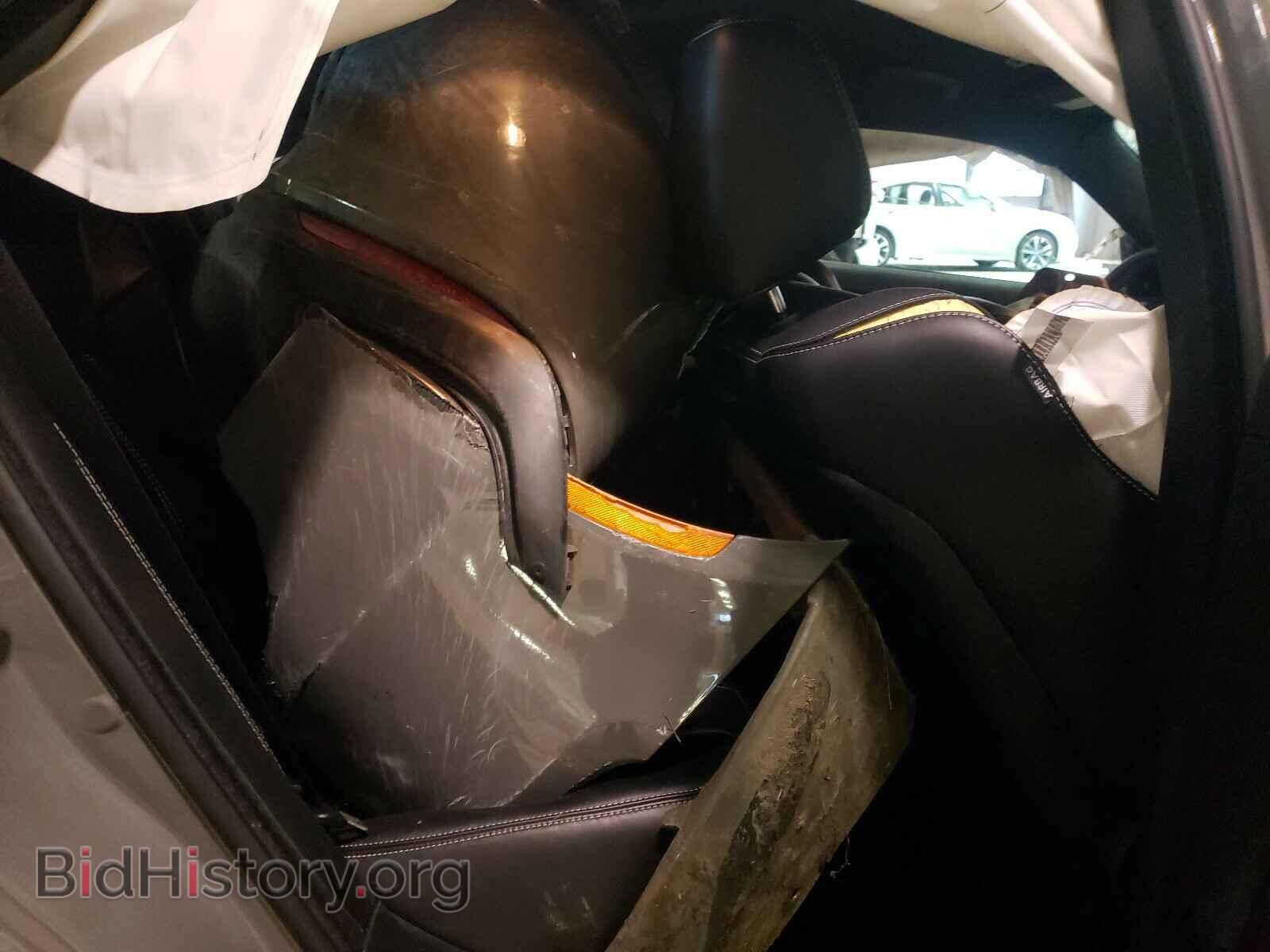 2019 CHRYSLER 300 - VIN: 2C3CCAGG0KH655307 - Фото 6