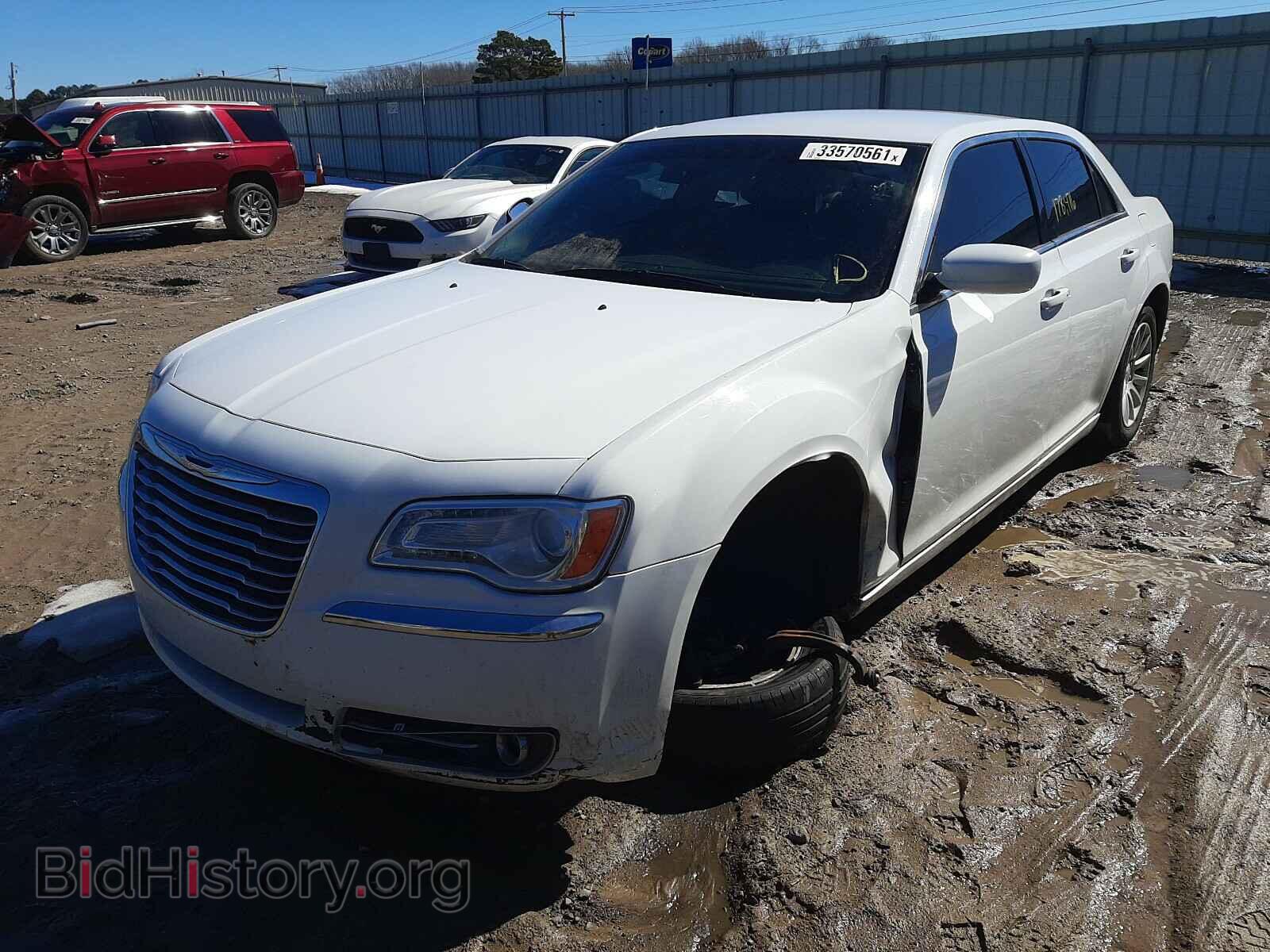 2014 CHRYSLER 300 - VIN: 2C3CCAAG2EH161690 - Фото 2
