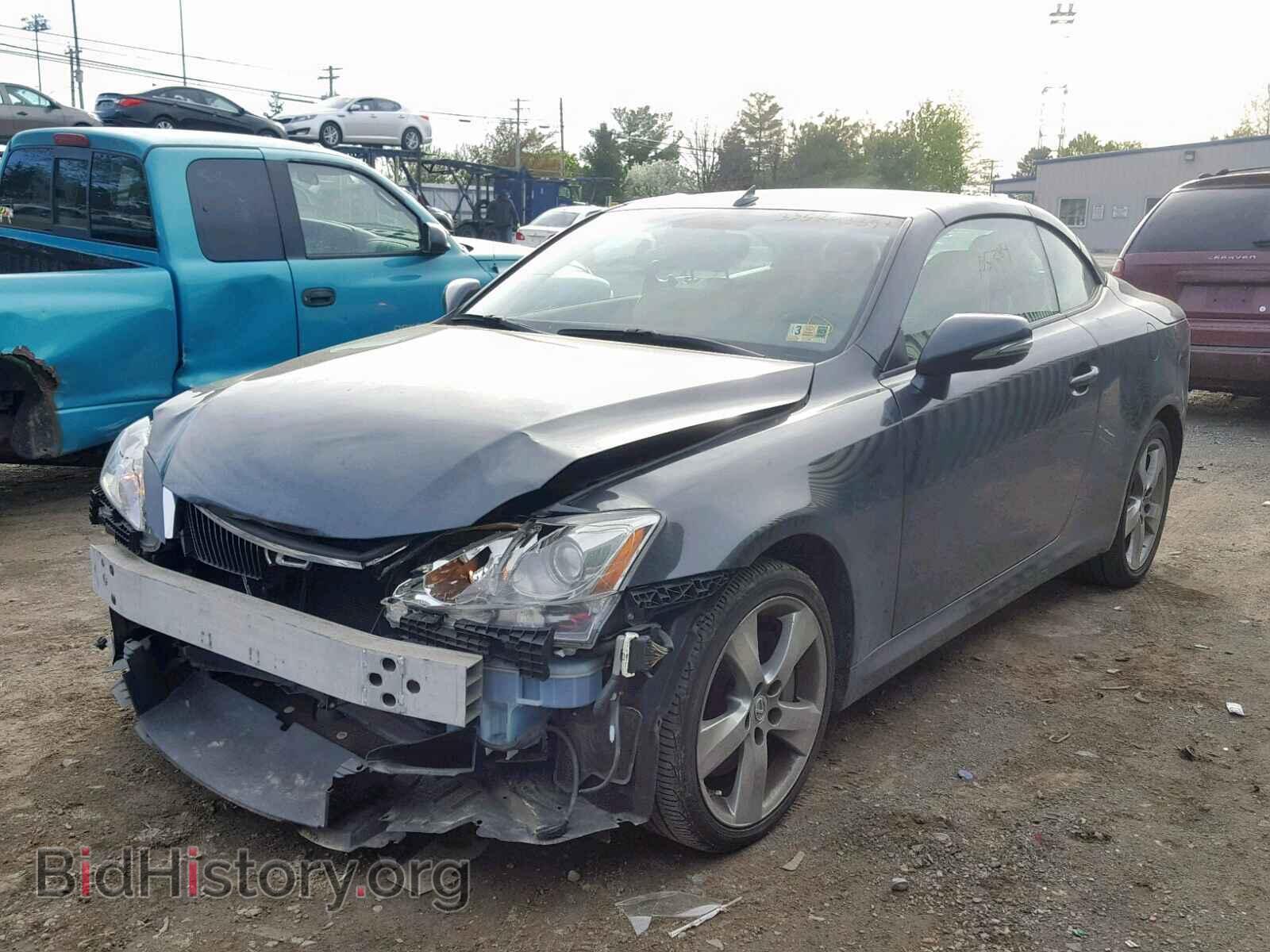 2010 LEXUS IS - VIN: JTHFE2C29A2501395 - Photo 2