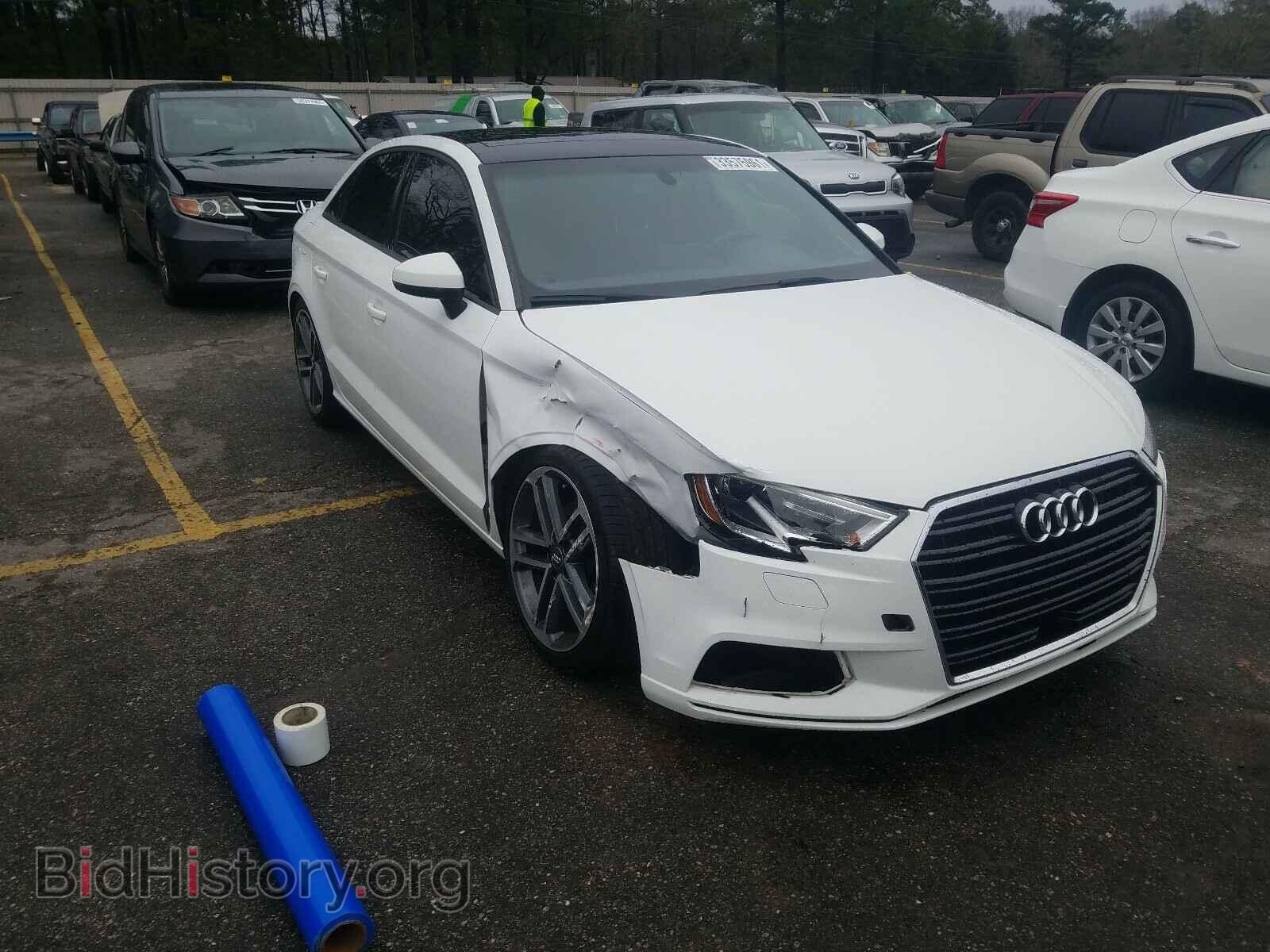 Фотография WAUAUGFF2H1041360 - AUDI A3 2017