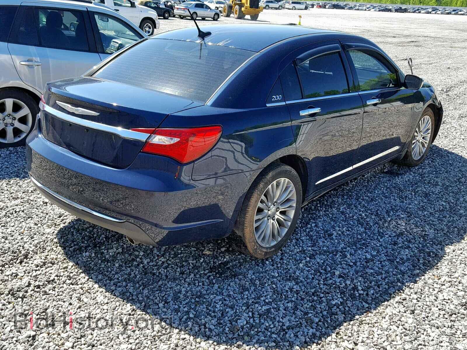 2013 CHRYSLER 200 - VIN: 1C3CCBCG6DN543035 - Photo 4