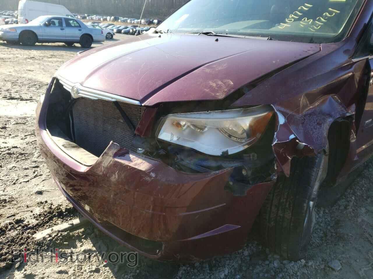 2008 CHRYSLER MINIVAN - VIN: 2A8HR54P48R709683 - Фото 9