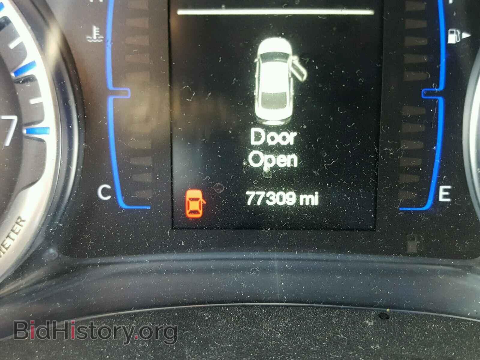2015 CHRYSLER 200 - VIN: 1C3CCCAB7FN507838 - Photo 8