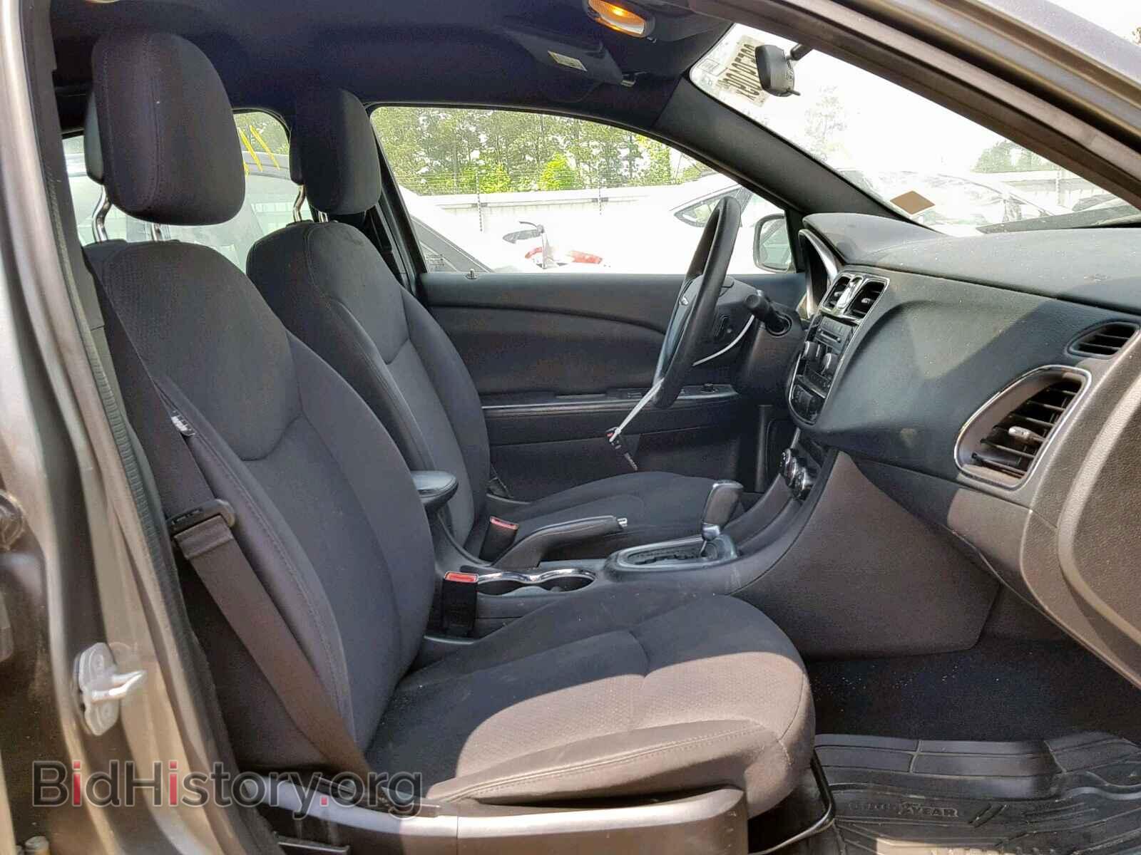 2013 CHRYSLER 200 - VIN: 1C3CCBAB6DN569755 - Photo 4