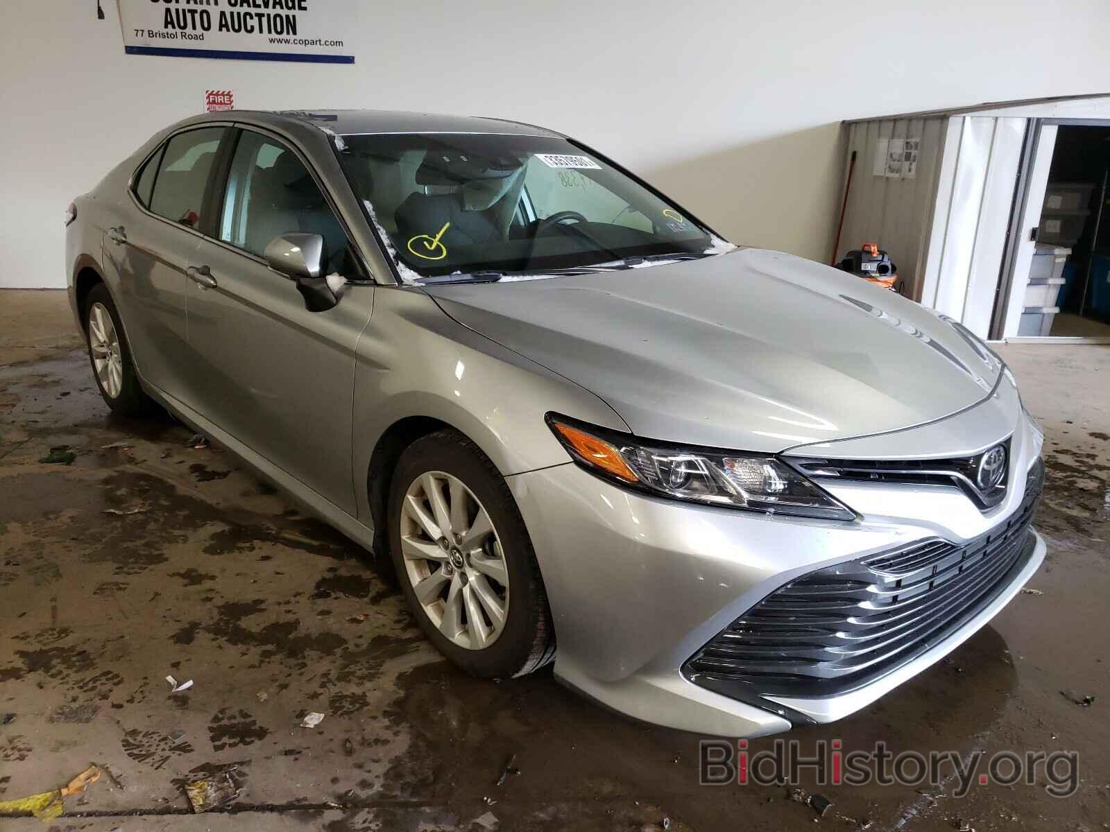 Photo 4T1B11HK6JU066379 - TOYOTA CAMRY 2018