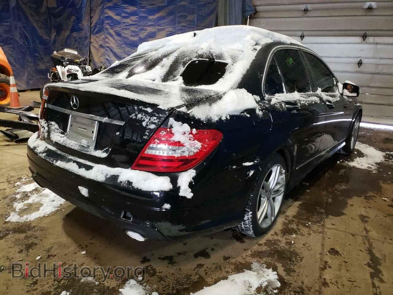2014 MERCEDES-BENZ C-CLASS - VIN: WDDGF8AB5EG188773 - Фото 4