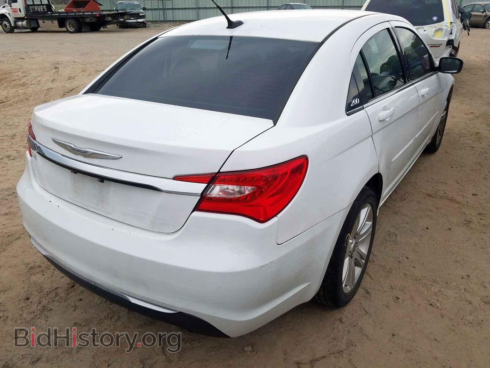 2012 CHRYSLER 200 - VIN: 1C3CCBAB0CN317899 - Фото 4