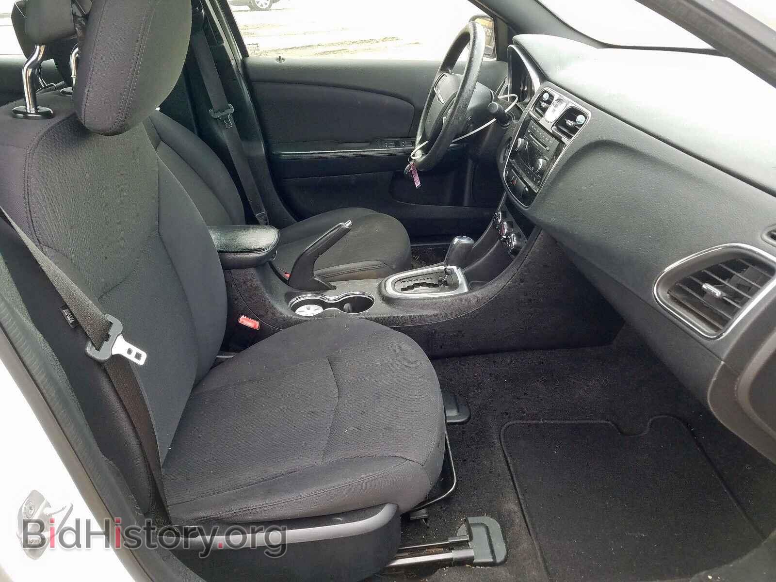 2012 CHRYSLER 200 - VIN: 1C3CCBAB0CN317899 - Фото 5