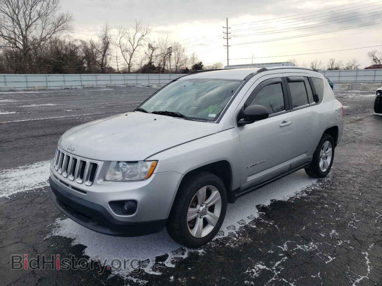 2011 JEEP COMPASS - VIN: 1J4NF1FB6BD141745 - Фото 2