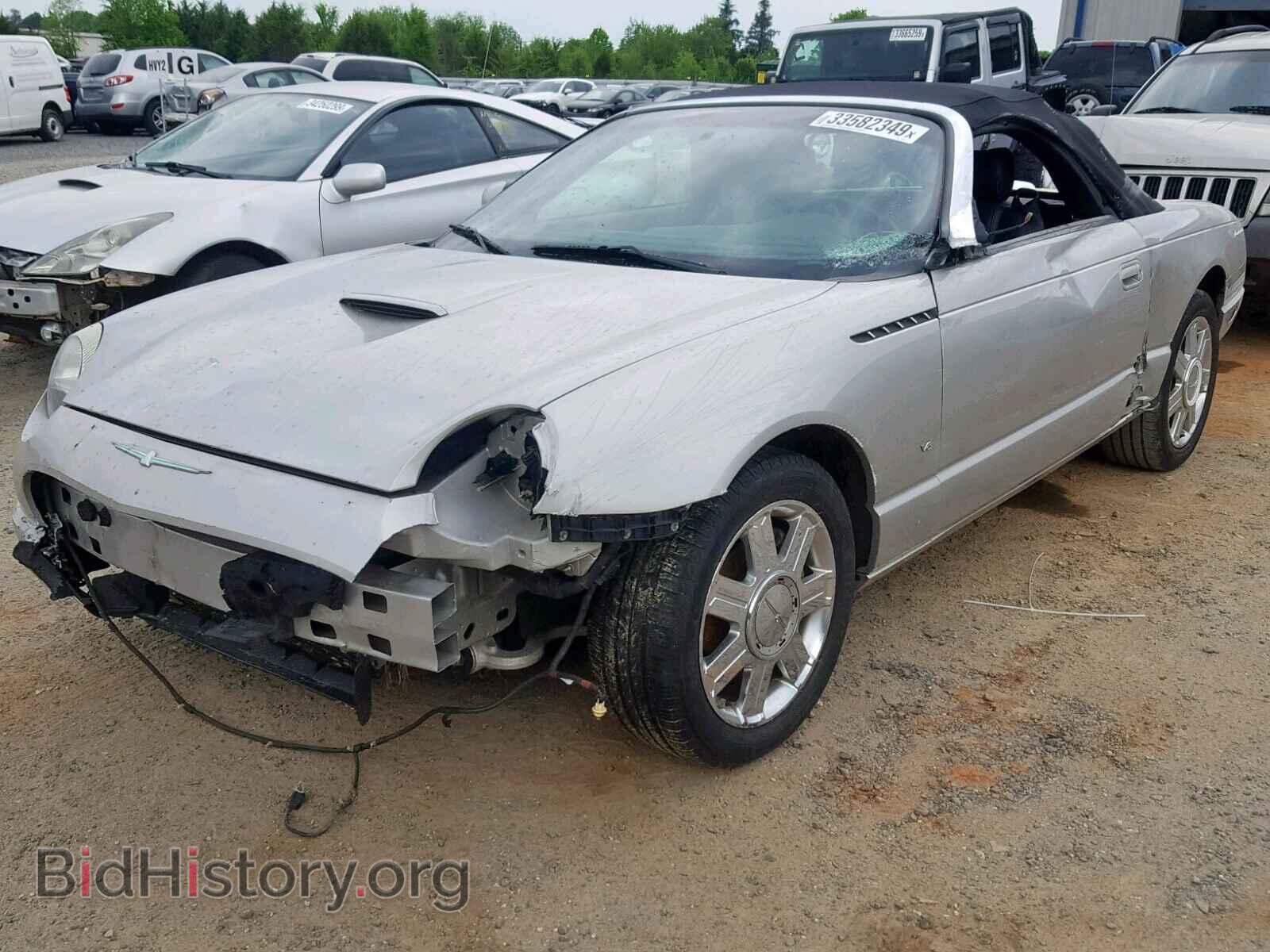2004 FORD TBIRD - VIN: 1FAHP60A04Y102731 - Фото 2