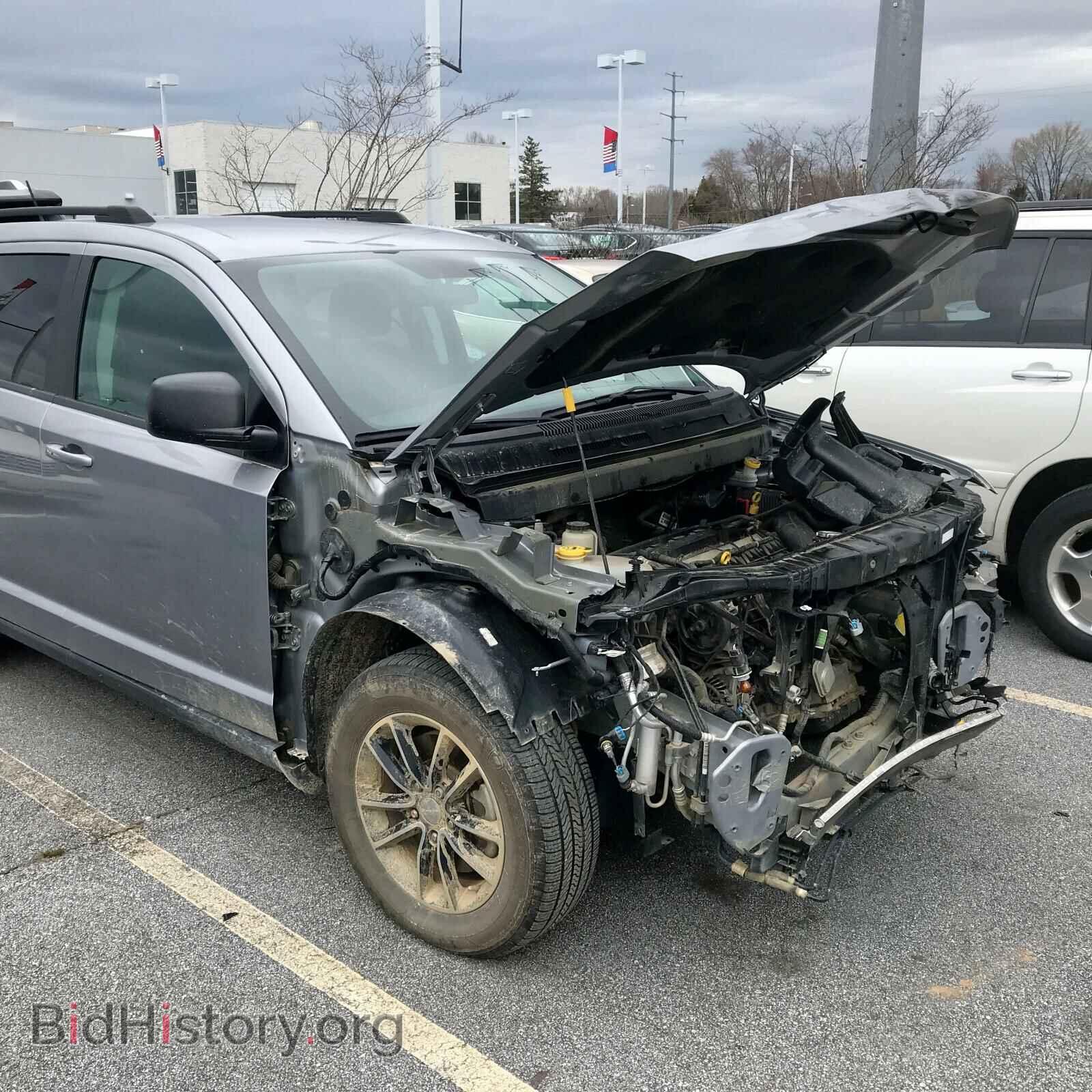 2017 DODGE JOURNEY - VIN: 3C4PDCAB4HT708111 - Фото 2