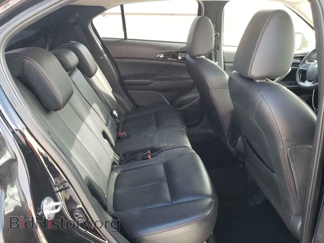 2018 MITSUBISHI ECLIPSE - VIN: JA4AT5AA9JZ070250 - Photo 6