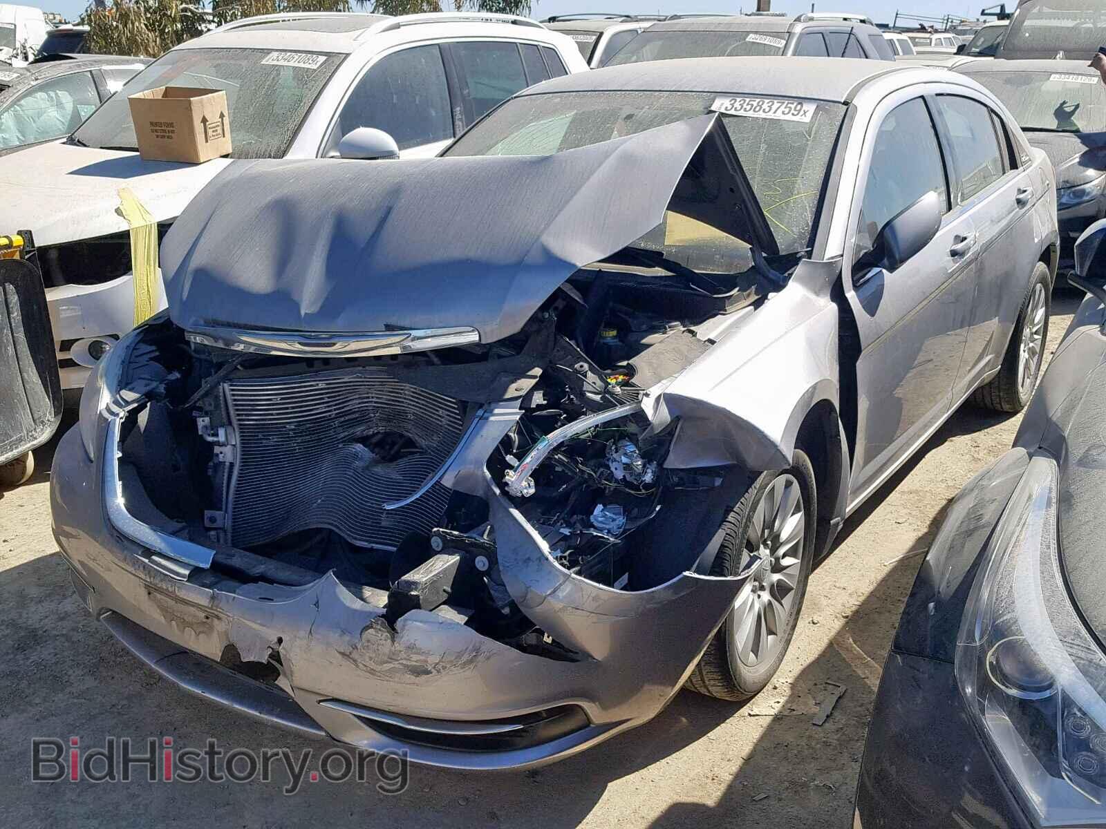 2013 CHRYSLER 200 - VIN: 1C3CCBAB8DN733698 - Photo 2