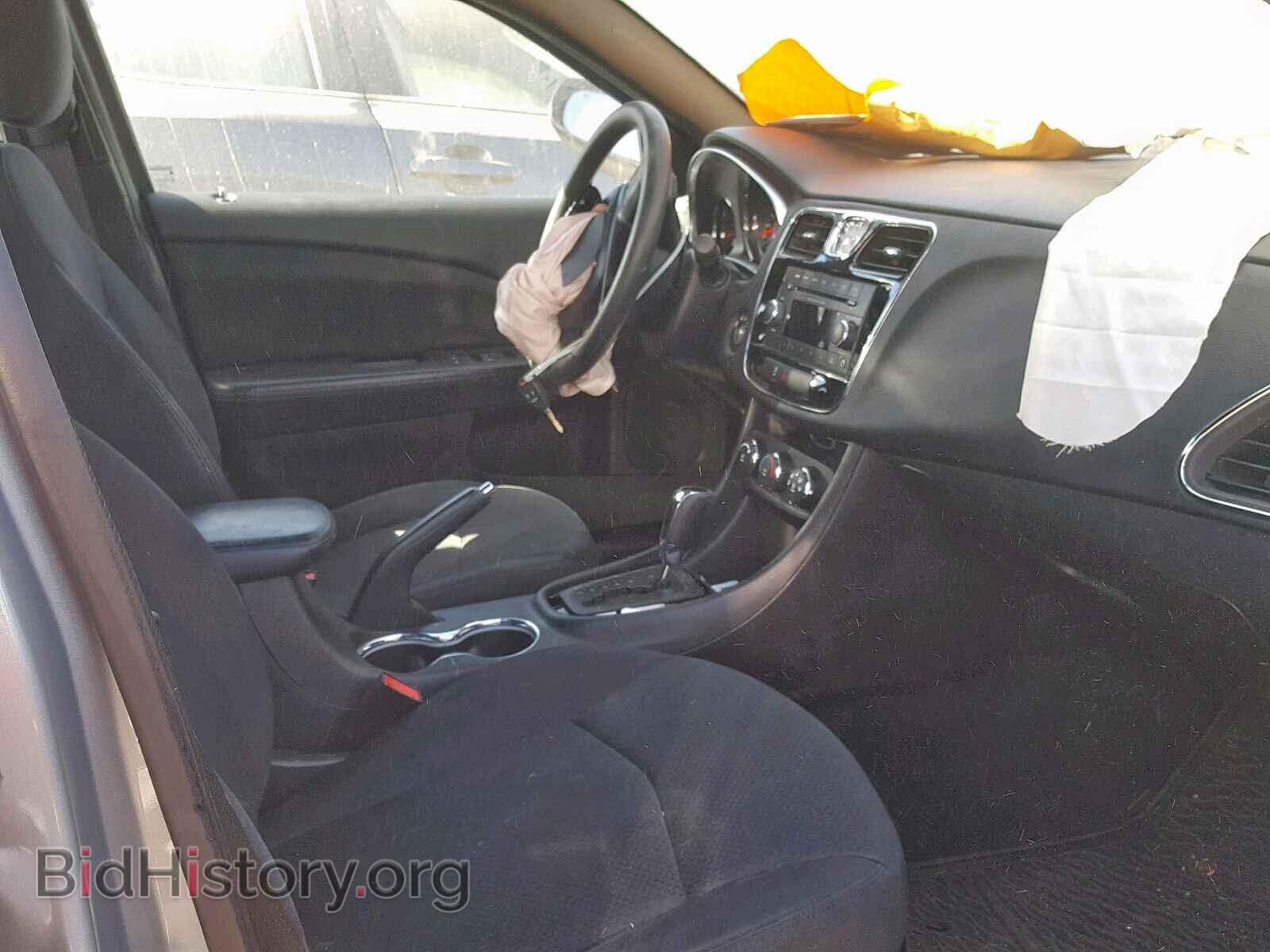 2013 CHRYSLER 200 - VIN: 1C3CCBAB8DN733698 - Photo 5