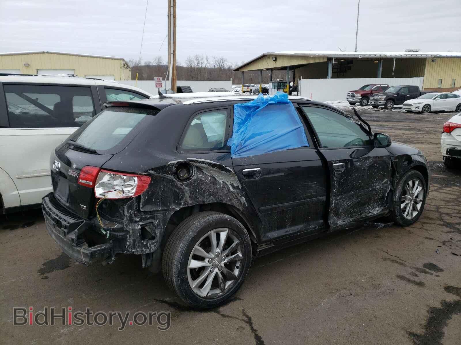 2012 AUDI A3 - VIN: WAUBJAFM2CA027430 - Photo 4