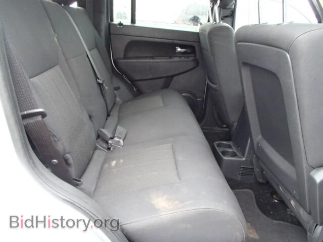 2011 JEEP LIBERTY - VIN: 1J4PN2GK9BW594357 - Фото 6