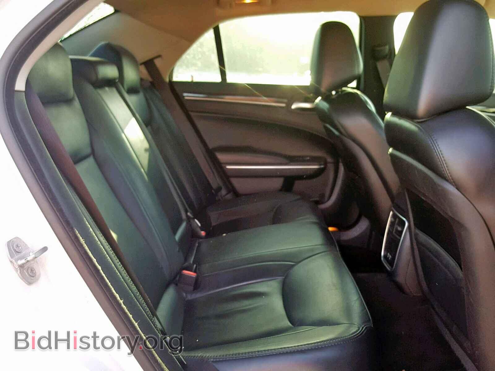 2015 CHRYSLER 300 - VIN: 2C3CCAAG2FH881640 - Фото 6