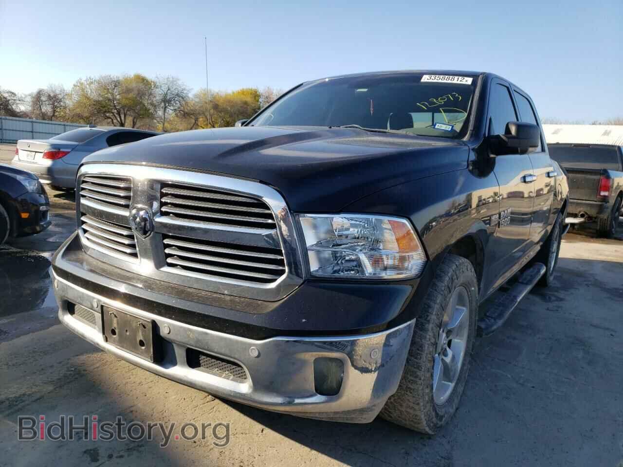 2016 RAM 1500 - VIN: 1C6RR6LT2GS128073 - Фото 2
