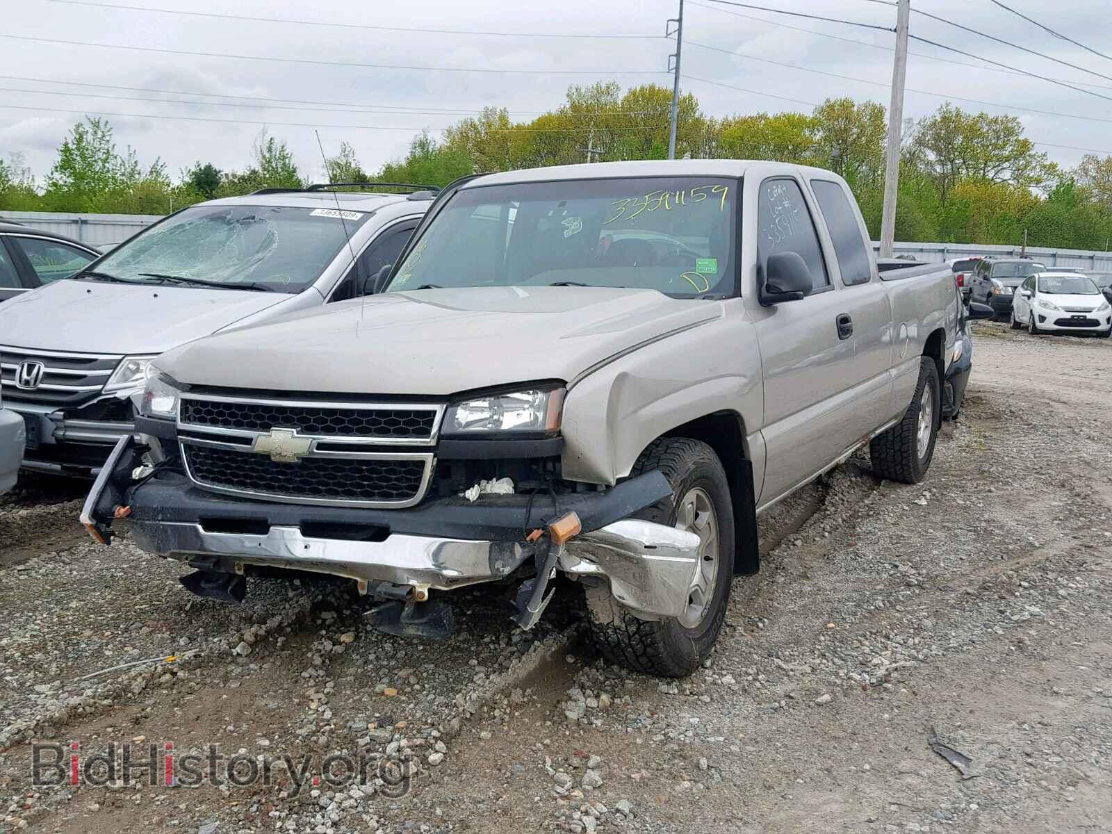 2006 CHEVROLET SILVERADO - VIN: 1GCEC19X56Z226977 - Фото 2