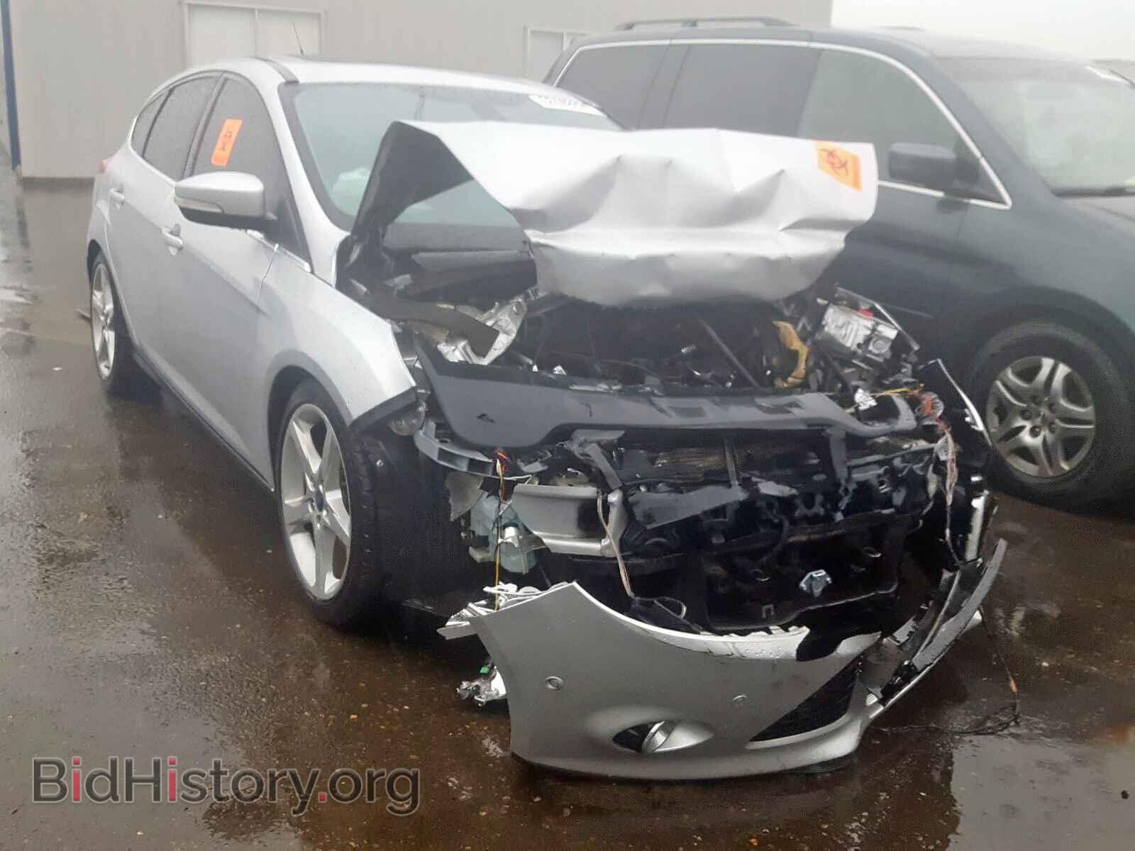 Photo 1FAHP3N20CL215817 - FORD FOCUS 2012
