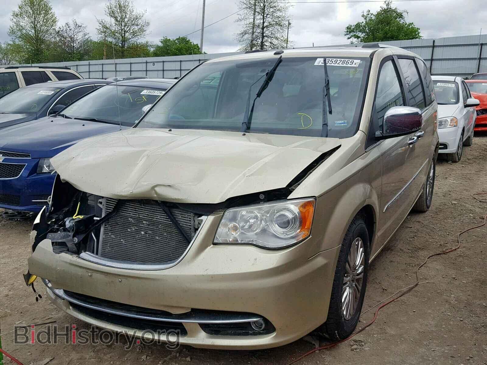2011 CHRYSLER TOWN & COU - VIN: 2A4RR6DG9BR609730 - Фото 2