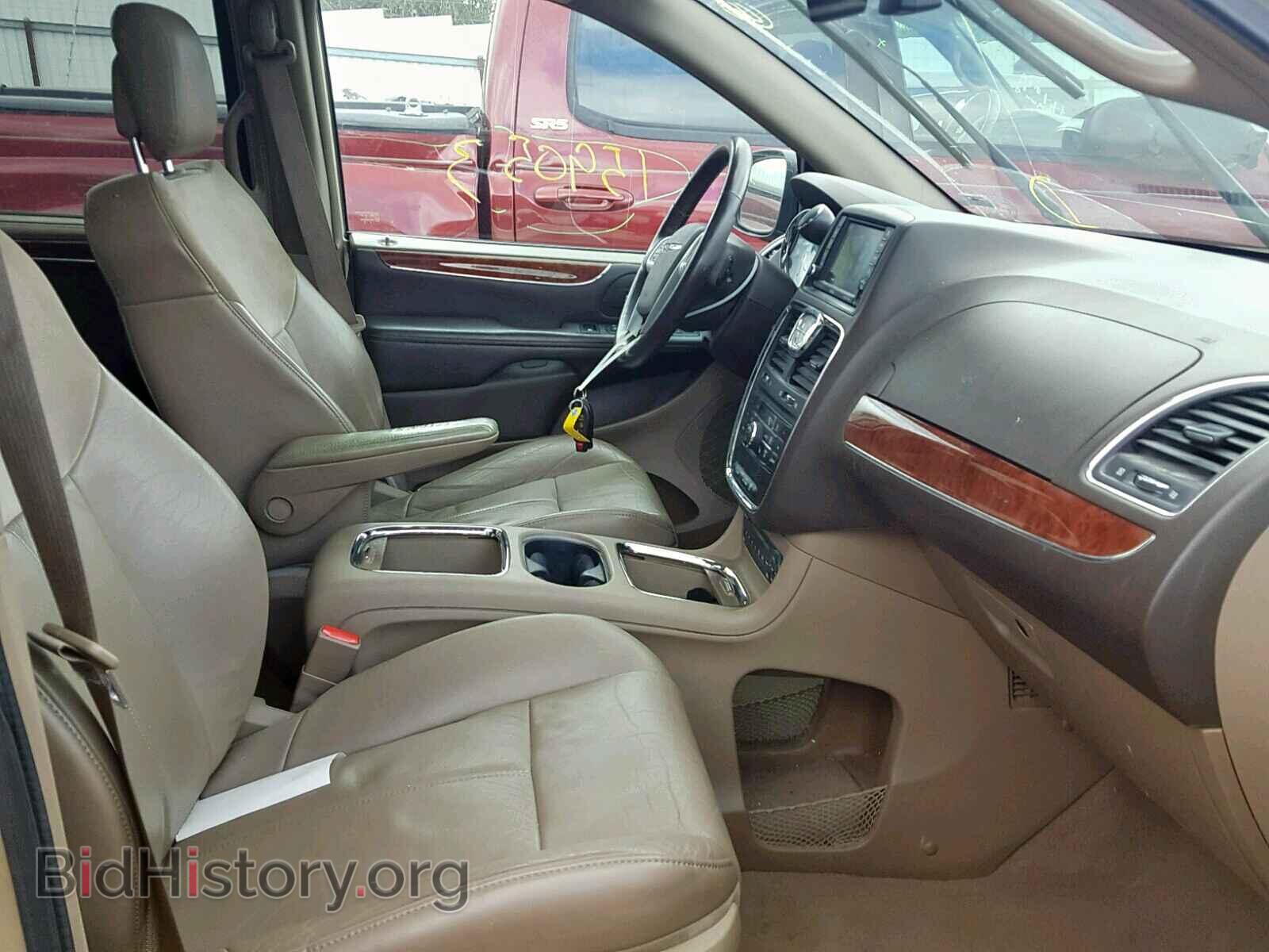 2011 CHRYSLER TOWN & COU - VIN: 2A4RR6DG9BR609730 - Фото 5