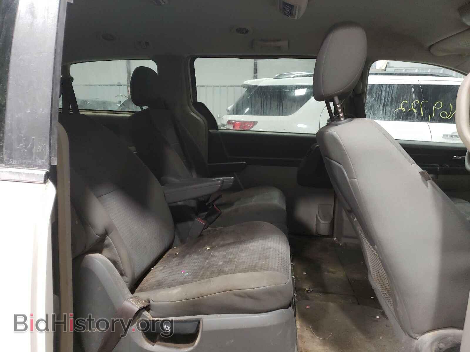 2009 CHRYSLER MINIVAN - VIN: 2A8HR44E79R572894 - Фото 6